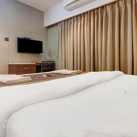 Hotel Leela Кальян Экстерьер фото