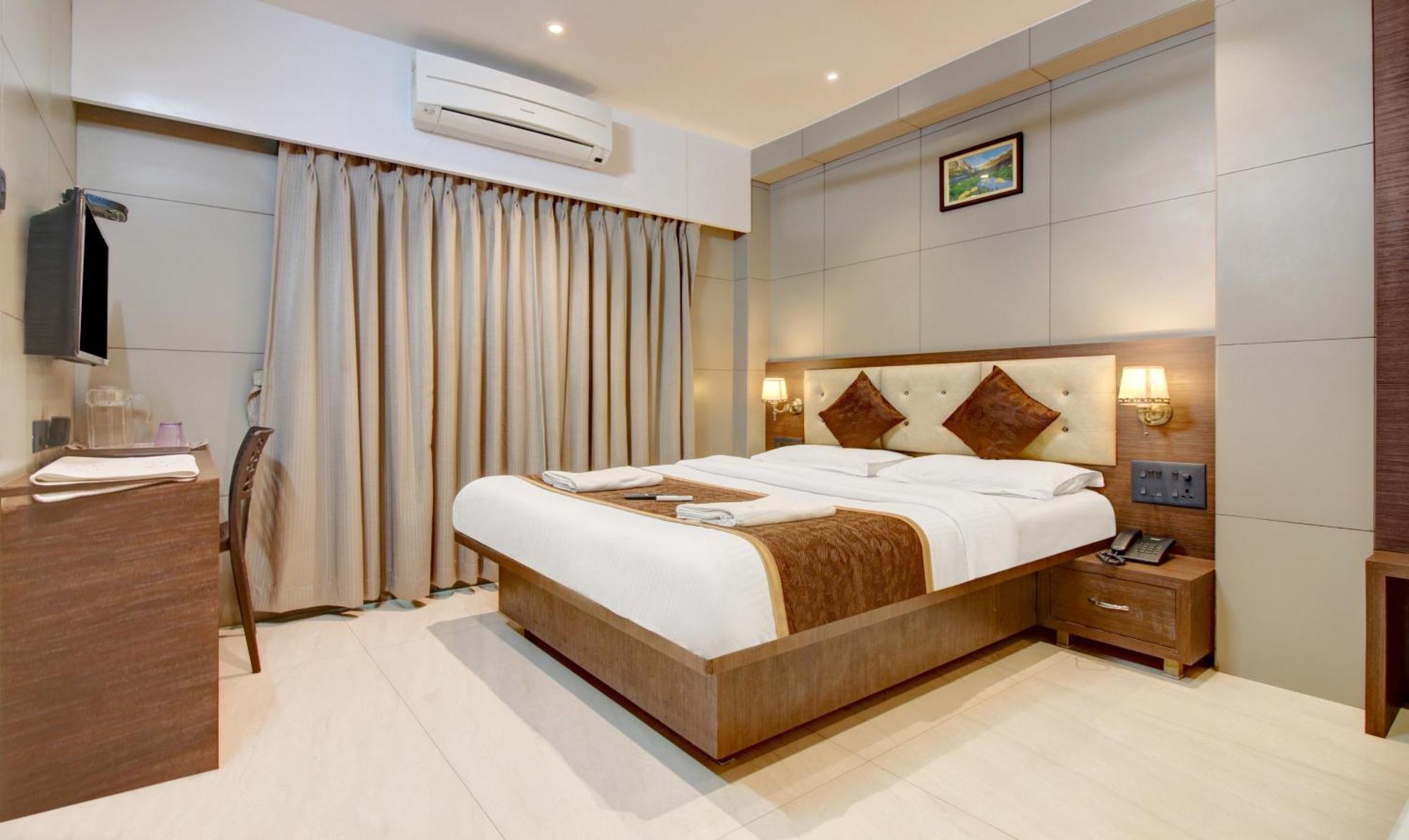 Hotel Leela Кальян Экстерьер фото