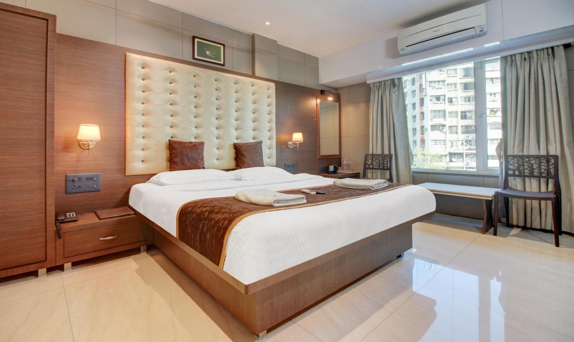 Hotel Leela Кальян Экстерьер фото